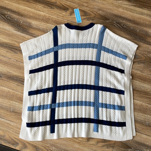 Draper James Windowpane Cable Cape NWT - Picture 12 of 13